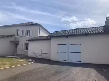 location appartement 2 pièces 80 m² à cazalis (40700)  582 €