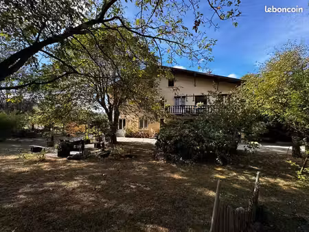 villa 7 pièces 158 m²