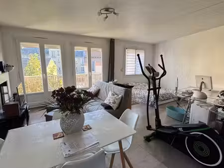 grand t1 bis loué meublé