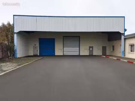 location - local industriel 450 m²