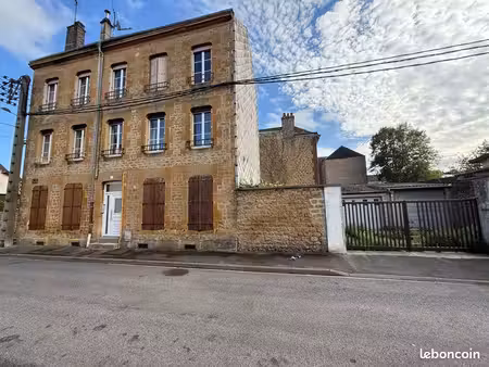 à vendre – immeuble 210 m² à fort potentiel – sedan  secteur torcy
