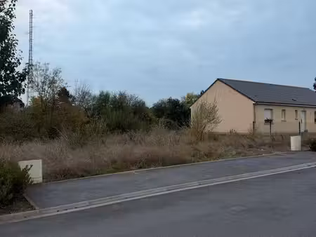 terrain constructible à vendre - 60 000