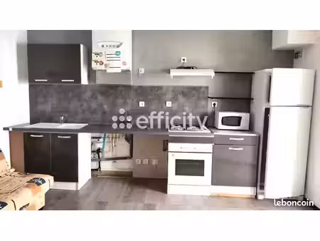 immeuble 3 pièces 55 m²