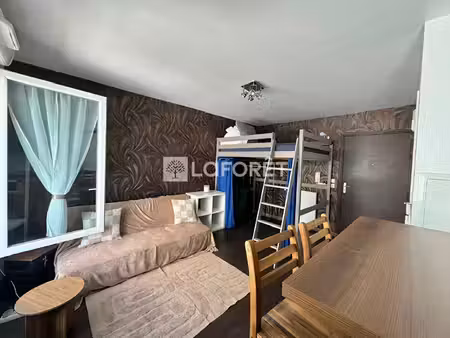 appartement stains 1 pièce(s) 24.30 m2