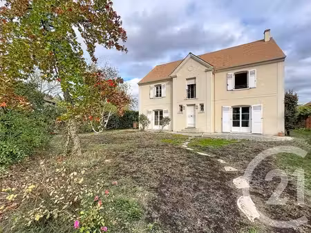 maison à louer - 7 pièces - 216 12 m2 - chatou - 78 - ile-de-france