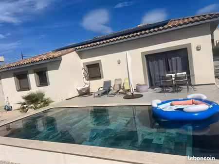 belle villa avec piscine