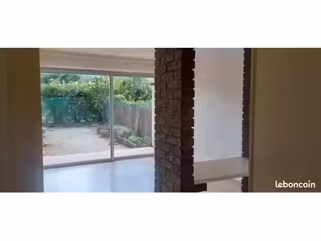 studio non meublé 26 m2 proche du lycée cézanne