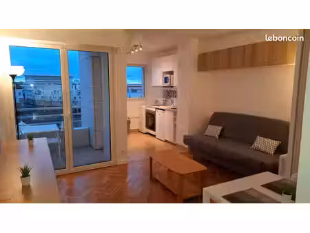 studio meublé plein coeur du centre ville de montigny le bretonneux sqy 78180