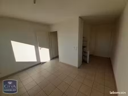 studio 1 pièce 19 m²
