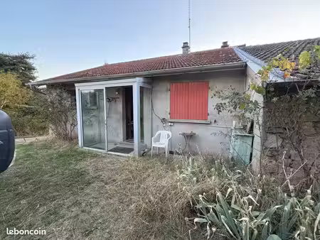 location maison mitoyenne 70 m² avec grand terrain