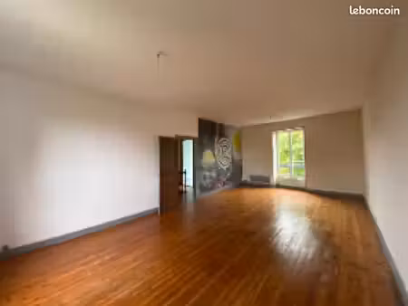 t3 grand séjour lumineux avec pac
