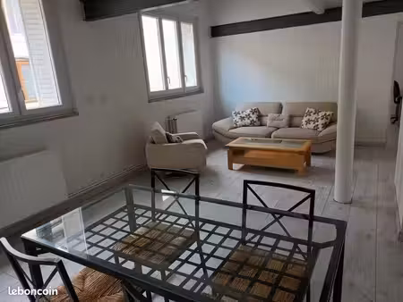 grand f5 meublé 93m² en duplex  refait à neuf