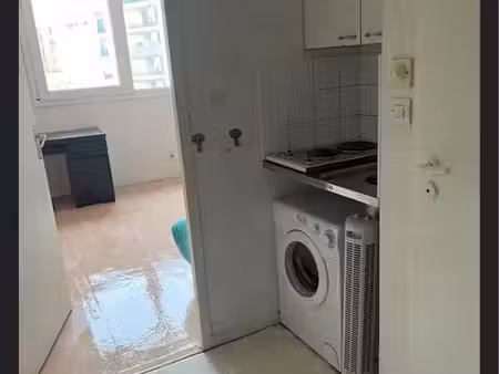 beau studio meublé 18m² villeurbanne la doua