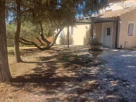 a louer t2 38m² meublé- jardin 200 m²- idéal retraité (e s)