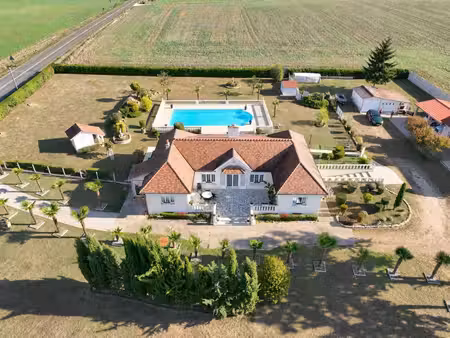 maison 8 pièces