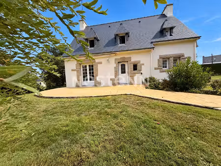 pleugriffet - superbe maison à vendre 4 chambres  1880 m² de jardin et son sous-sol