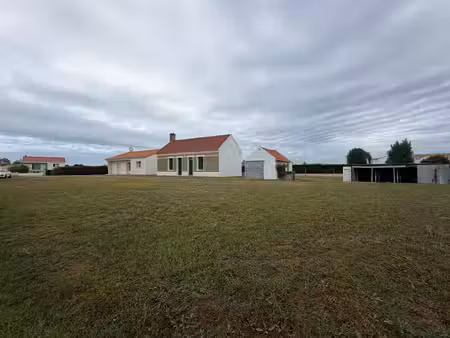 saint jean de monts 85160 rarissime propriete composee de 2 maisons et dependance sur 6554