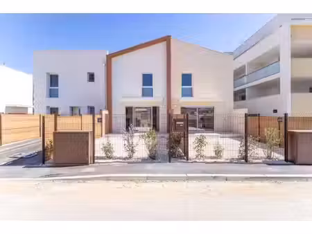 sauvian  maison t3 avec jardin plein sud et 2 parkings