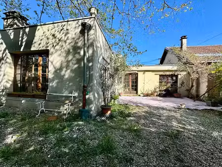 vente maison 5 pièces 118 m² à besançon (25000)  185 000 €