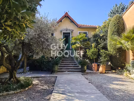 carpentras - maison 1920 - 6 pièces - 143 m² - jardin et piscine - stationnement