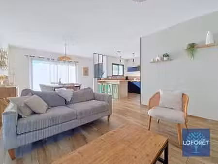 vente maison à dompierre-sur-yon (85170) : à vendre / 89m² dompierre-sur-yon