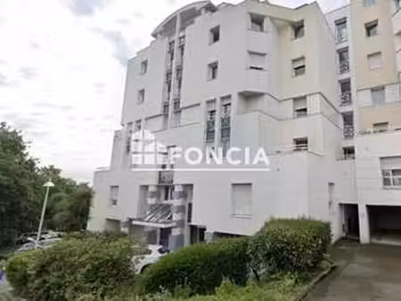 location appartement 2 pièces meublé à vannes bondon - kerlann (56000) : à louer 2 pièces 