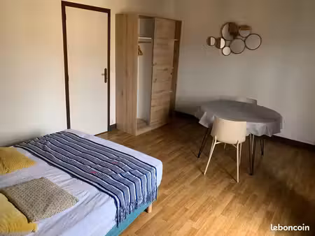 t 1 meublé cœur de ville sarlat-la-canéda - appartement 5