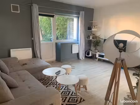 appartement f2 avec jardin disponible le 3 novembre
