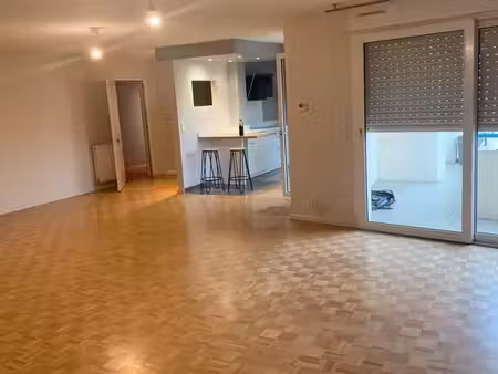 particulier loue grand appartement duplex 125 m² dans jurançon hyper centre