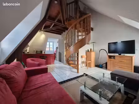 studio meublé