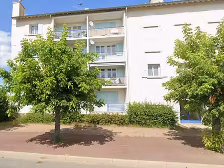 à louer – appartement t4 rénové 68 m² – la clayette – disponible prochainement