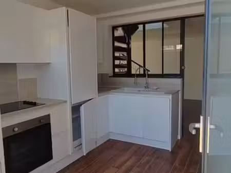 a louer - petite maison à artenay