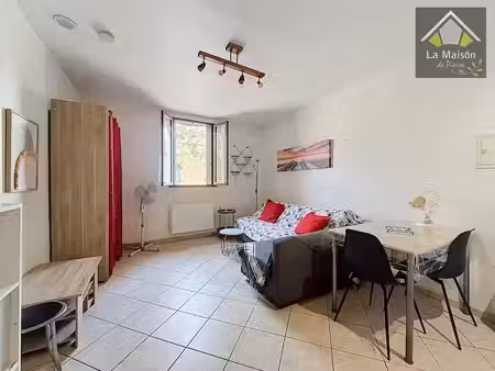 location meublée appartement 1 pièce 21 m² à istres (13800)  nan €