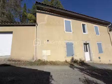 maison de ville avec garage et cour