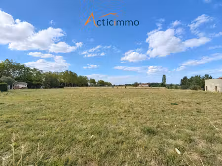 carbonne - terrain constructible de 2048 m2
