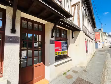 vente commerce lillebonne 76170 900m²