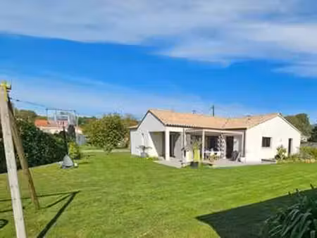 vente maison à saint-philbert-de-grand-lieu (44310) : à vendre / 125m² saint-philbert-de-g