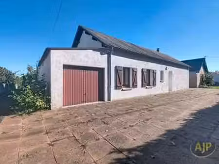 vente maison à vieillevigne (44116) : à vendre / 142m² vieillevigne