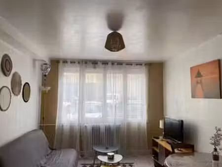 location appartement 3 pièces à angers saint-léonard madeleine (49000) : à louer 3 pièces 