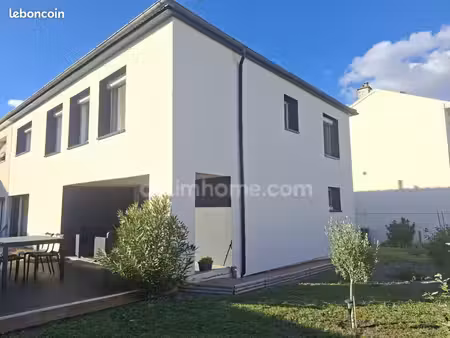 maison 4 pièces 85 m²
