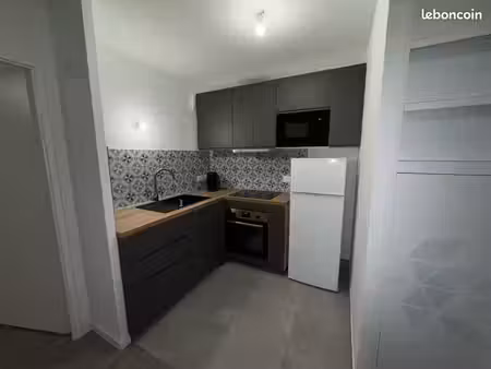 appartement 2 pièces meublé  neuf  avec parking  proche gare d'avon-fontainebleau disponib