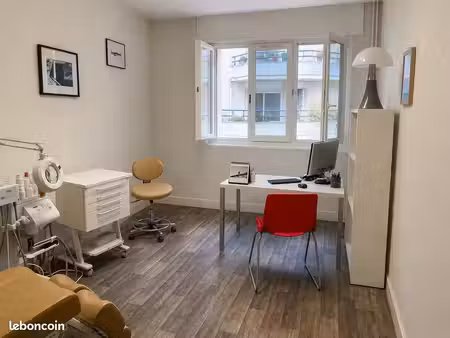 local pro médical/paramédical tours centre