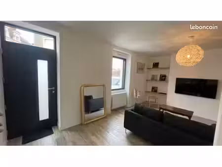 maison meublée avec garage