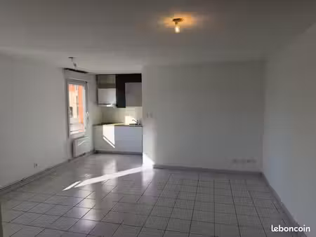 appartement t1 location port de bouc