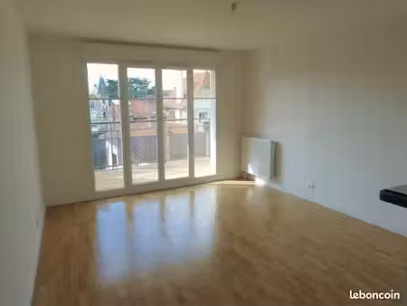appt t3 moderne 65m2 avec balcon & double parking