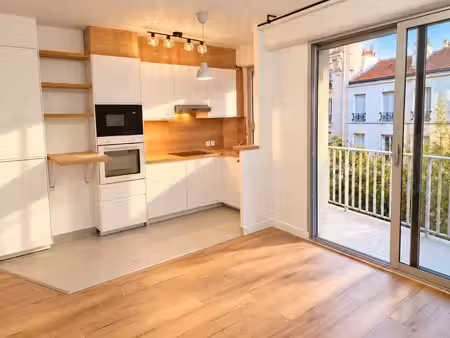 paris 16e – auteuil sud – superbe 2 pièces rénové avec terrasse