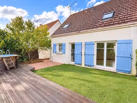 maison traditionnelle de 80 m² à roissy-en-brie