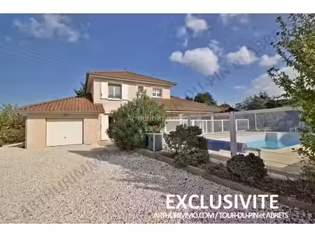 vente maison 5 pièces 130 m2 à la tour-du-pin