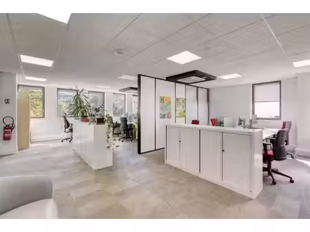location bureau malakoff 1 654 m²