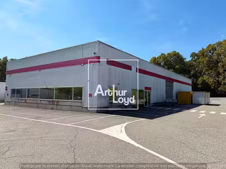 location local d’activités 795m²